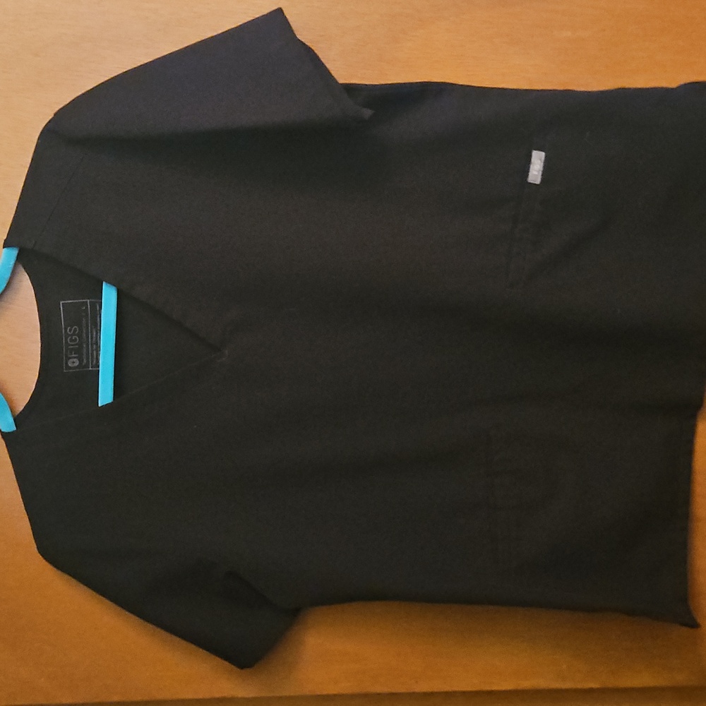 Figs Black V-Neck Scrub Top Sz Large